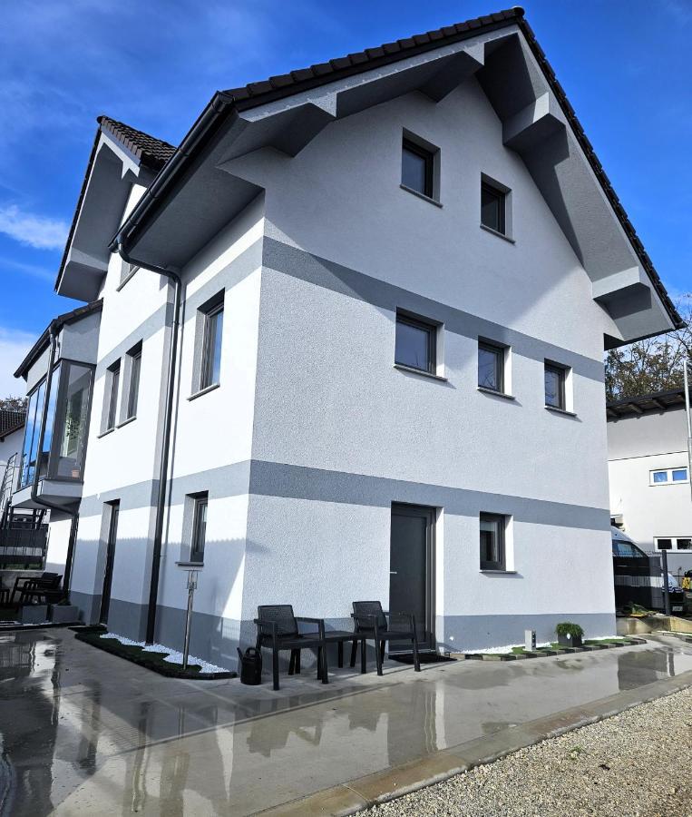 Apartmaji Stars Mavcice Exterior foto